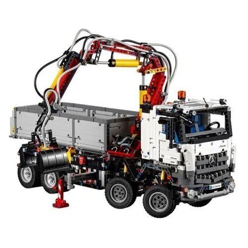 Конструктор великий маніпулятор Mercedes-Benz Arocs 1035 фото
