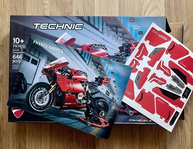 Ducati Panigale V4 R Дукаті конструктор мотоцикл 1053 фото