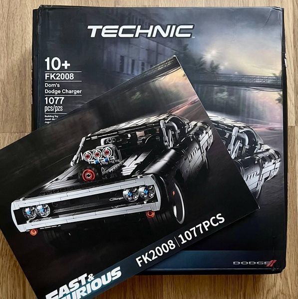 Конструктор Dodge Charger Домініка Торетто 1077 деталей 1029 фото