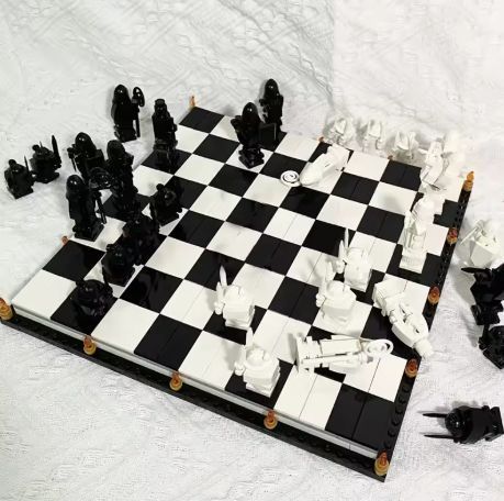 Конструктор Harry Potter "Hogwarts Wizard's Chess" 1115 фото