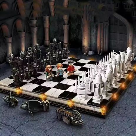 Конструктор Harry Potter "Hogwarts Wizard's Chess" 1115 фото