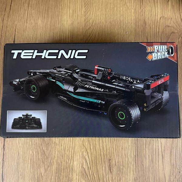 Конструктор чорний  Mercedes-AMG F1 W14  з механізмом Pull-Back 1024 фото