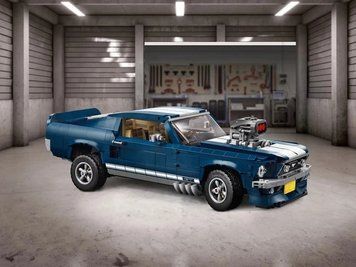 Великий синій гоночний автомобіль Creator Ford Mustang GT 1017 фото